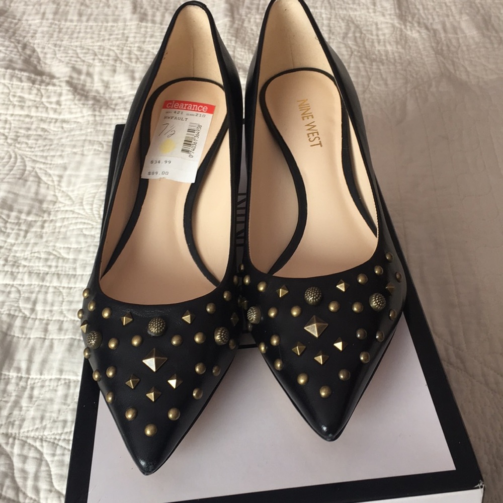 Nine West 1 1/2 inch heals